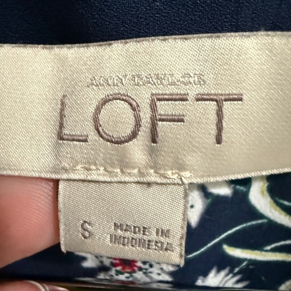 LOFT Floral Puss-Bow Indigo Floral Blouse - Picture 2 of 6